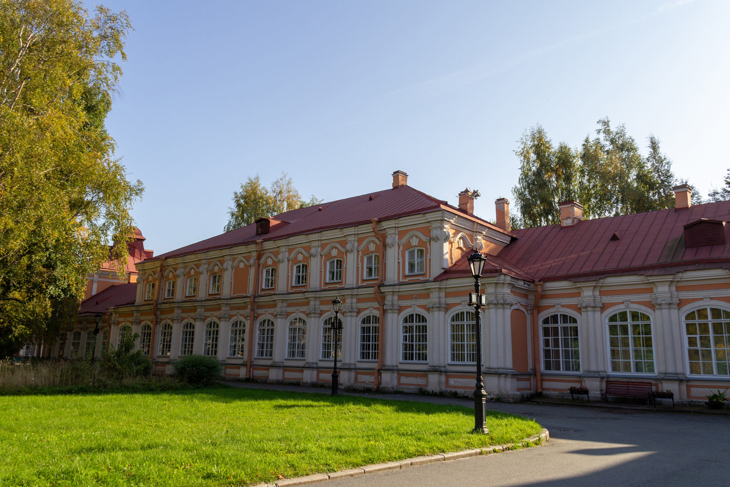 Фотография объекта - Семинарского корпуса Александро-Невской лавры