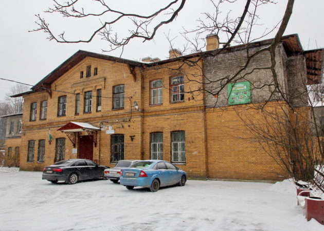 Фото «Институтский переулок, дом 5, главный корпус приюта-лечебницы Евреиновой» автора Дмитрия Ратникова Фото «Институтский переулок, дом 5, главный корпус приюта-лечебницы Евреиновой» автора Дмитрия Ратникова